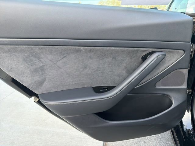 Used 2020 Tesla Model 3 Standard Range Plus image 18