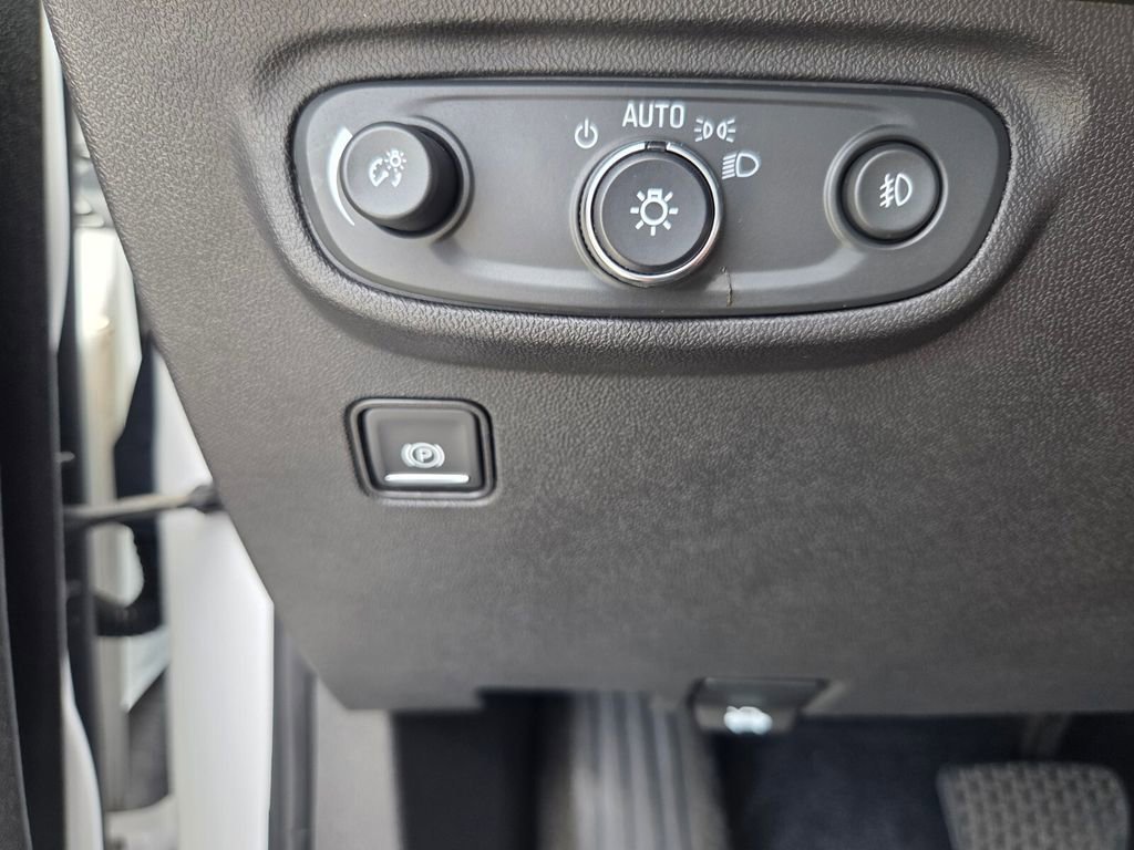 Used 2020 GMC Terrain SLT image 20