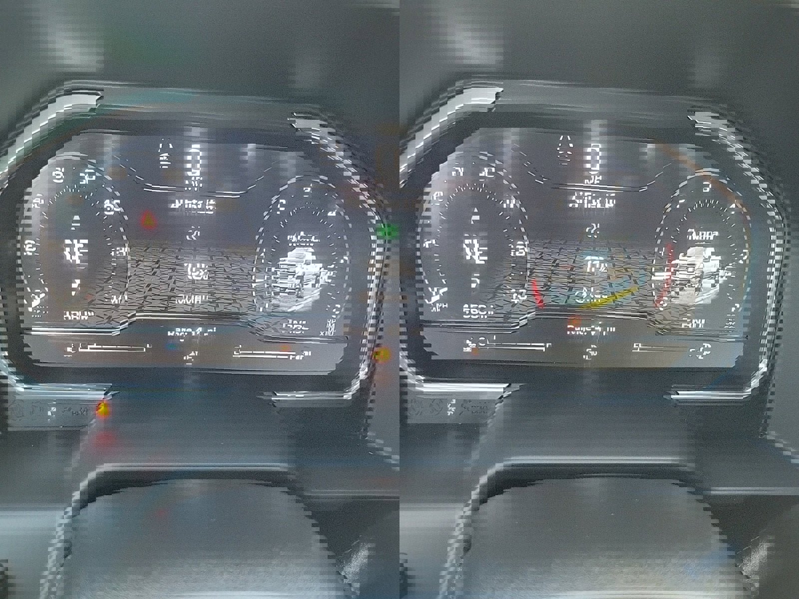 Used 2025 GMC Sierra 3500 Denali w/ Denali Reserve Package image 27