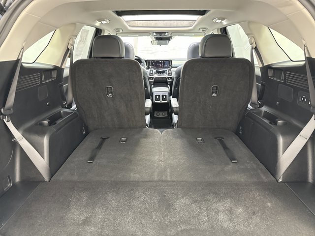 Used 2022 Kia Sorento EX w/ Panoramic Sunroof Package image 31