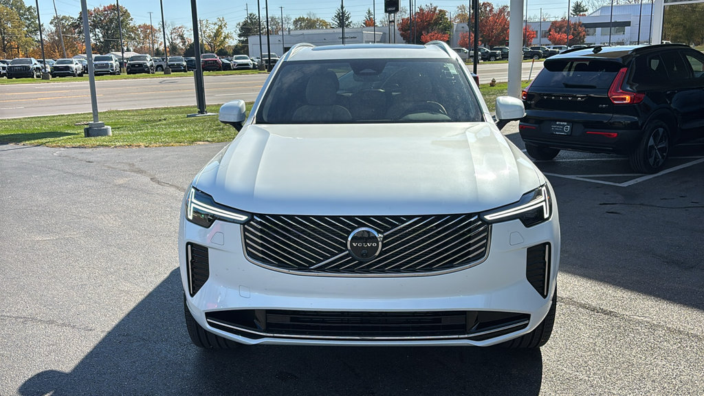 New 2027 Volvo XC90 T8 Plus AWD/4WD image 5