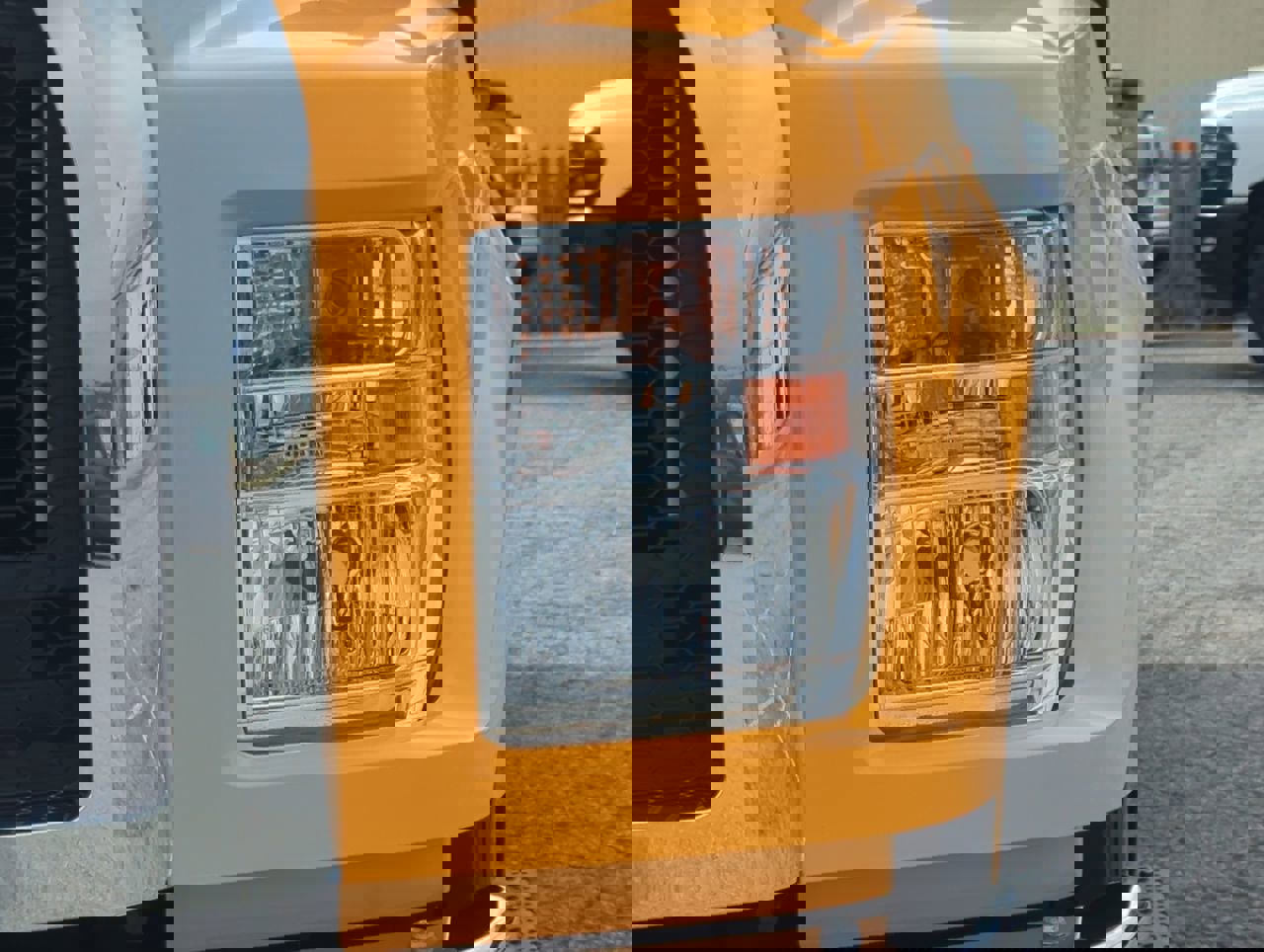 Used 2023 Ford F650 2WD Regular Cab Super Duty image 8