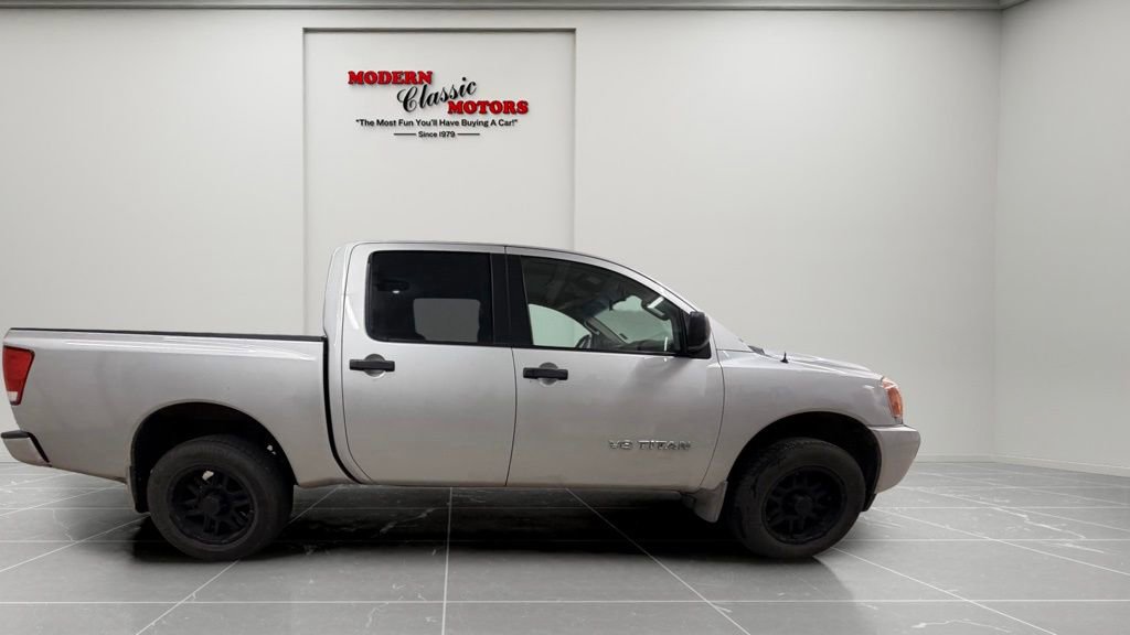 Used 2015 Nissan Titan SV AWD/4WD image 8