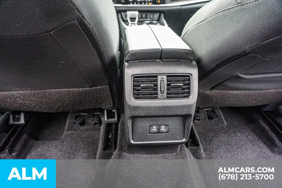 Used 2026 Nissan Rogue SV FWD image 30