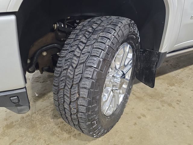 Used 2023 GMC Sierra 2500 Denali w/ Denali Ultimate Package image 32