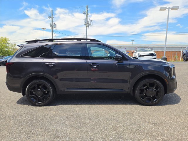 Certified 2025 Kia Sorento X-Line EX AWD/4WD image 14
