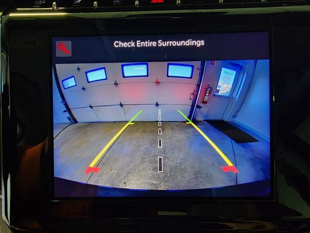 Used 2022 Jeep Grand Cherokee Overland w/ Luxury Tech Group IV image 30