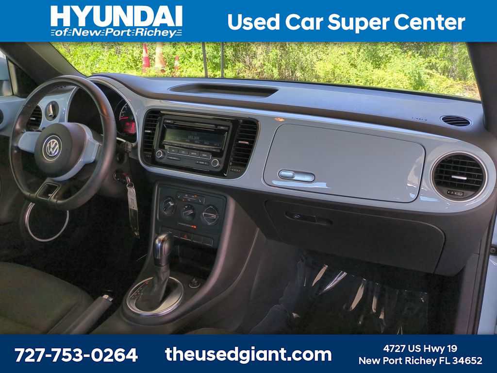 Used 2013 Volkswagen Beetle 2.5 FWD image 15