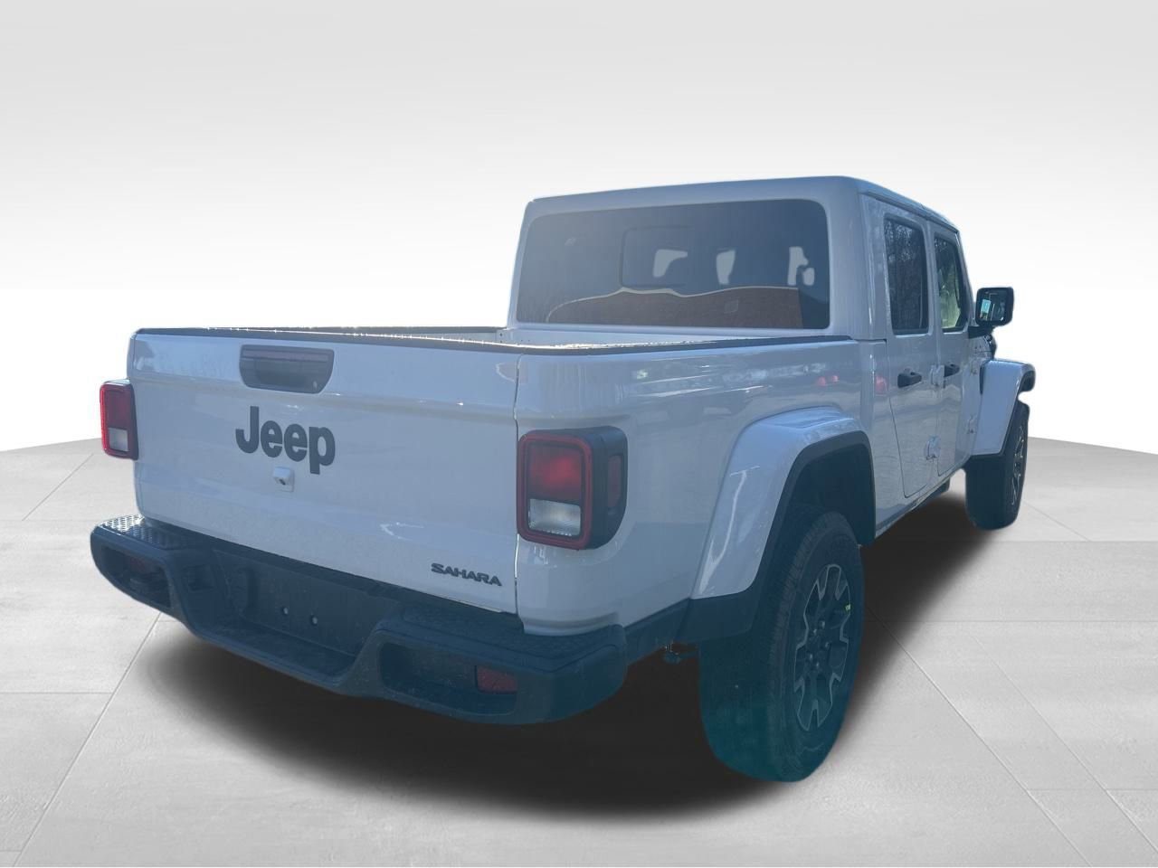 New 2026 Jeep Gladiator Sahara image 5