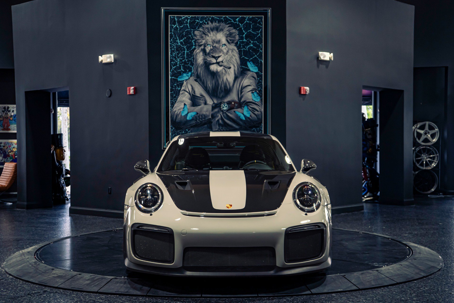 Used 2018 Porsche 911 GT2 RS w/ Weissach Package RWD image 36