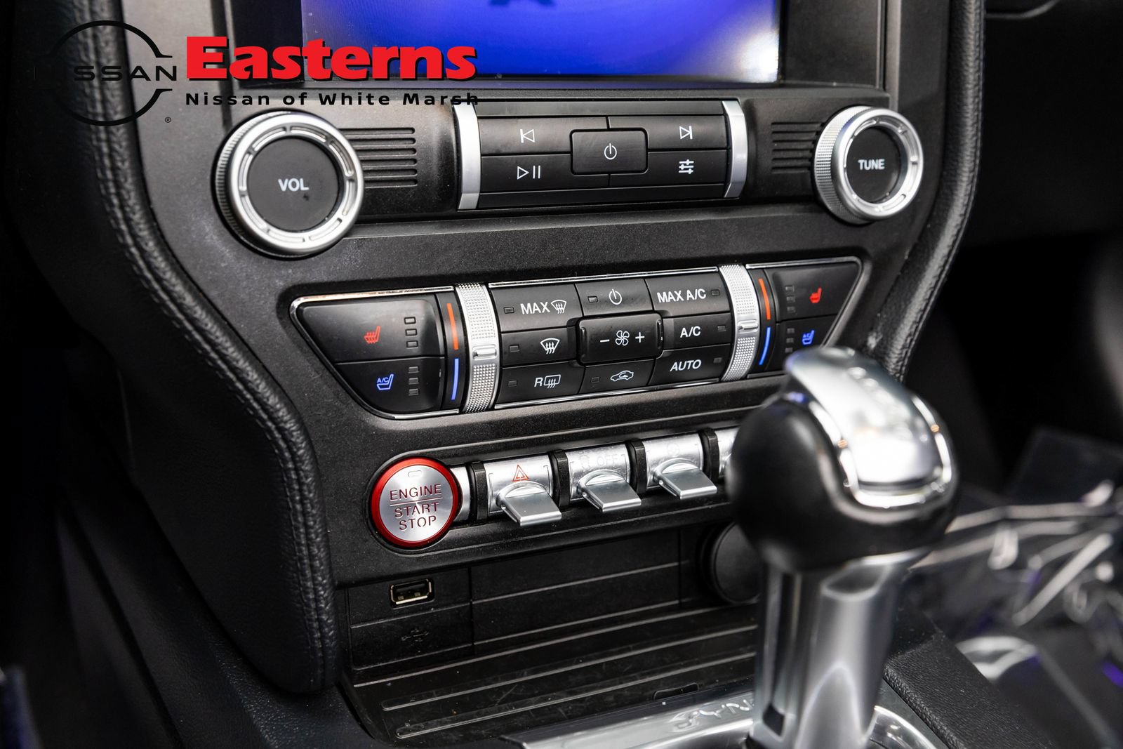 Used 2022 Ford Mustang Premium RWD image 18