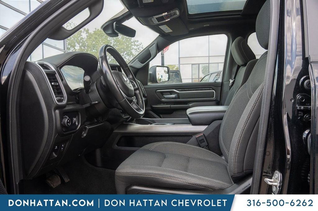 Used 2022 RAM 1500 Big Horn AWD/4WD image 3