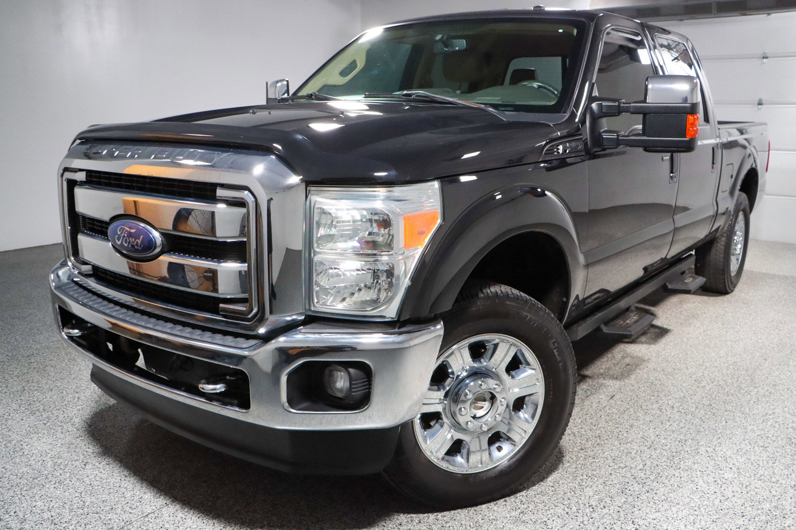 Used 2015 Ford F250 Lariat w/ Chrome Package image 32