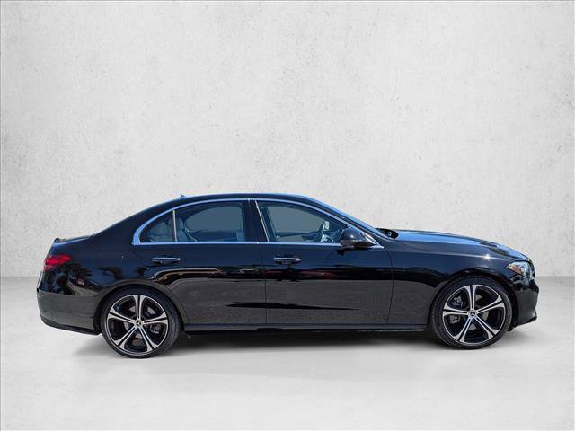 Used 2022 Mercedes-Benz C 300 Sedan image 4
