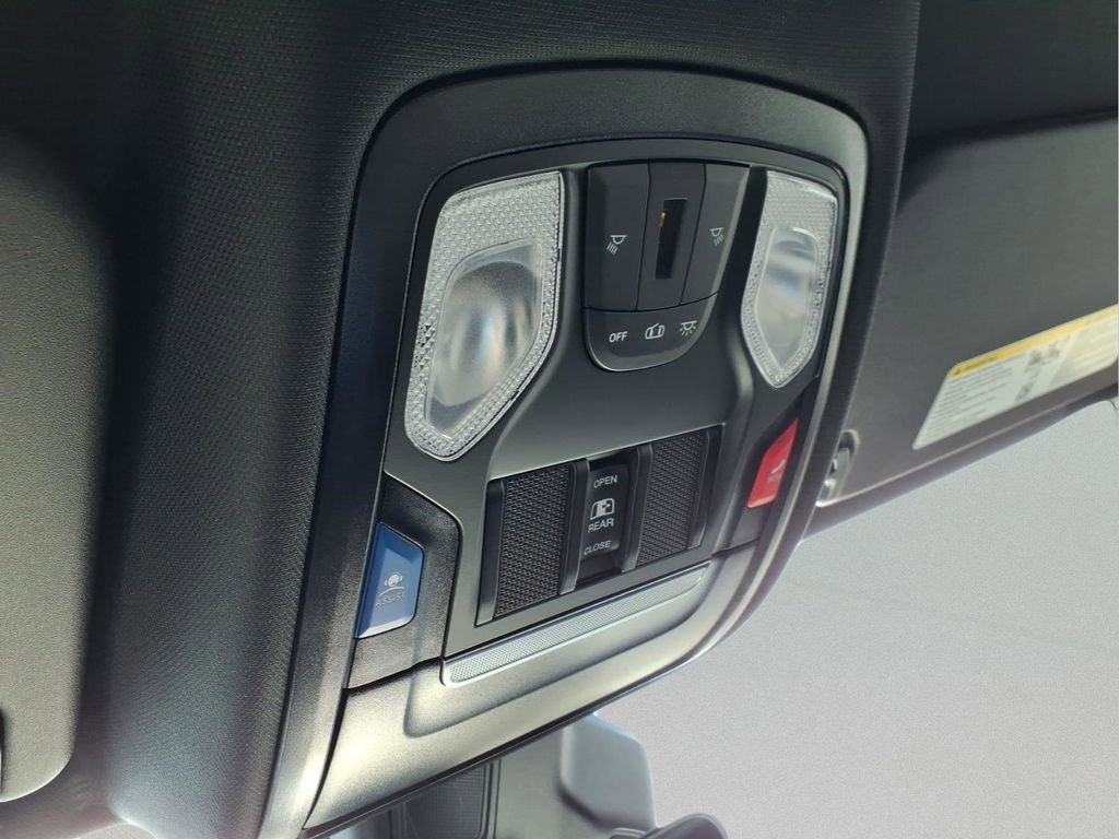New 2026 RAM 1500 Express AWD/4WD image 24