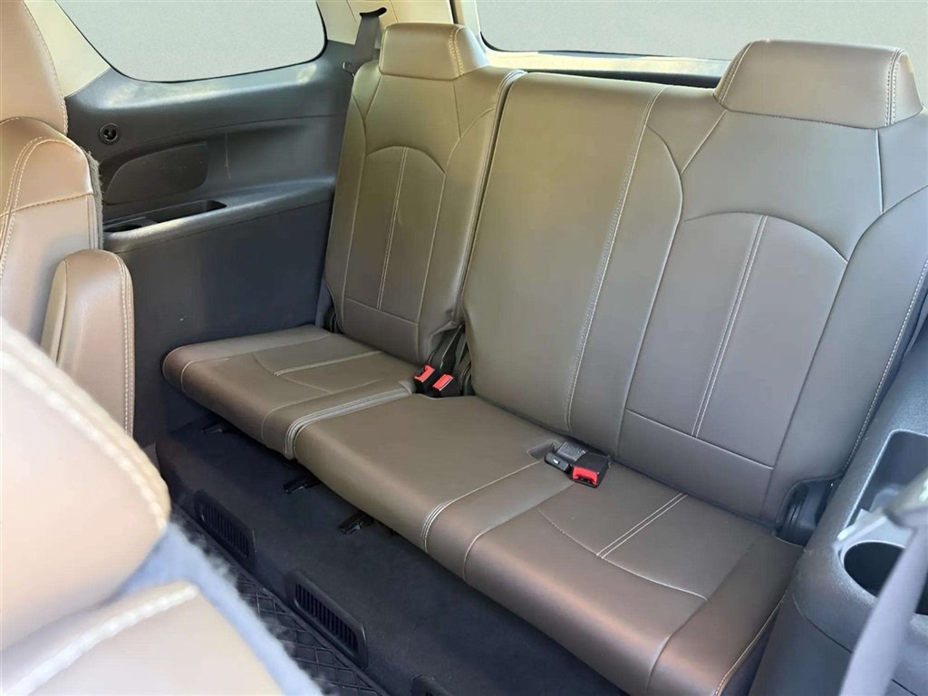 Used 2017 GMC Acadia Limited SLT AWD/4WD image 17