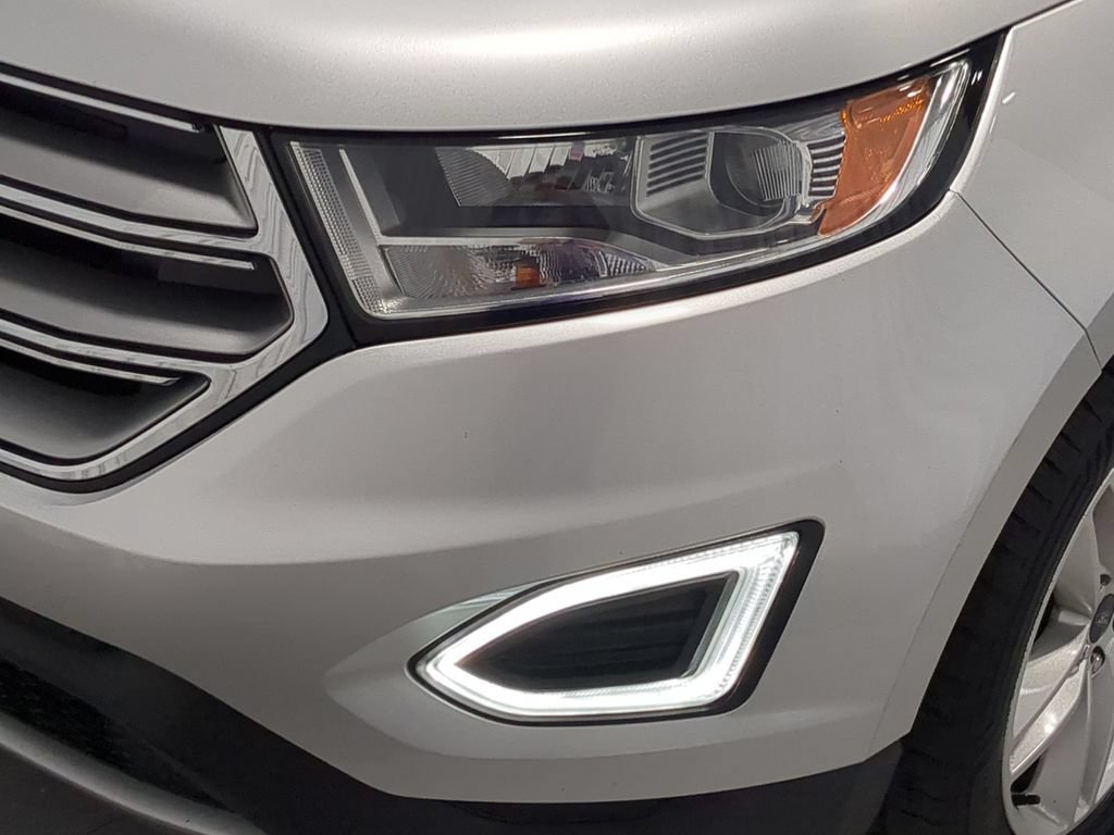 Used 2018 Ford Edge SEL w/ Equipment Group 201A AWD/4WD image 14