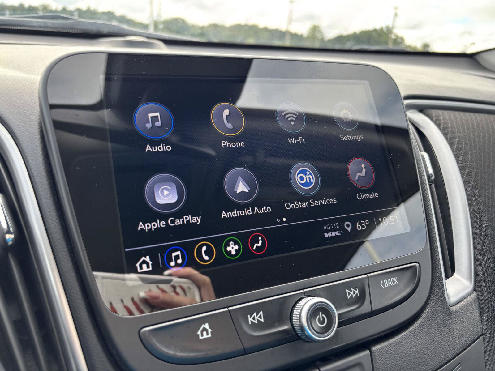 Used 2025 Chevrolet Malibu LT FWD image 23