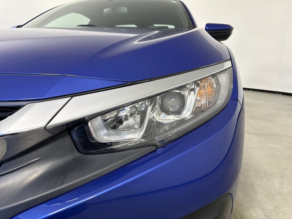 Used 2018 Honda Civic EX-L image 11