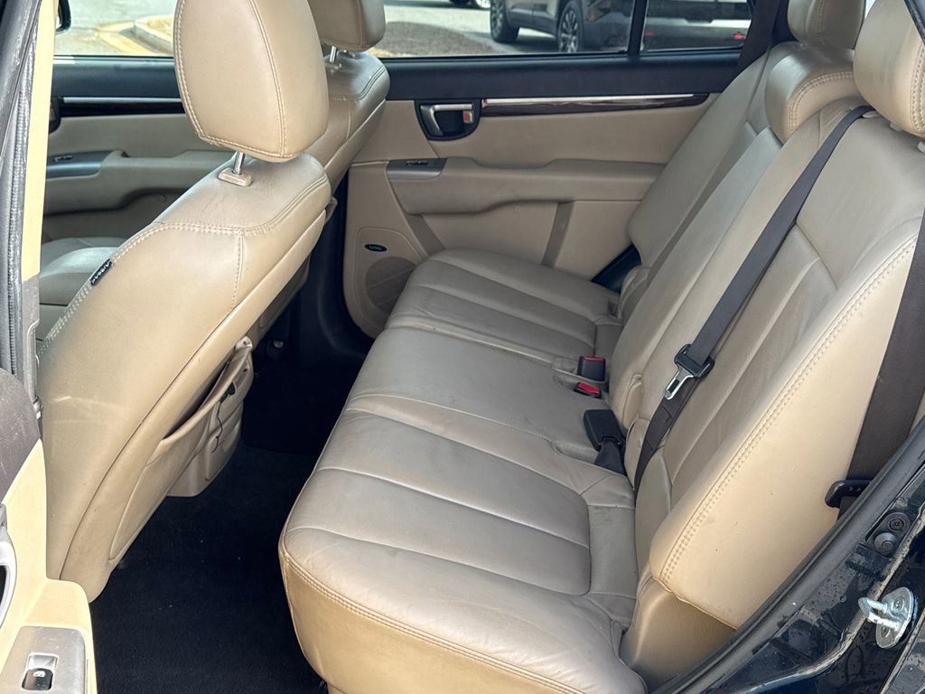 Used 2012 Hyundai Santa Fe Limited FWD image 20