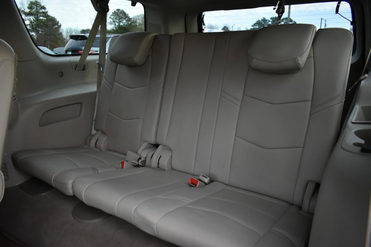 Used 2020 Cadillac Escalade ESV Premium Luxury AWD/4WD image 28