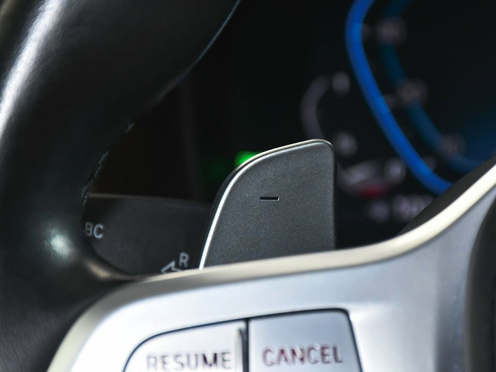 Used 2022 BMW 740i xDrive w/ M Sport Package image 45