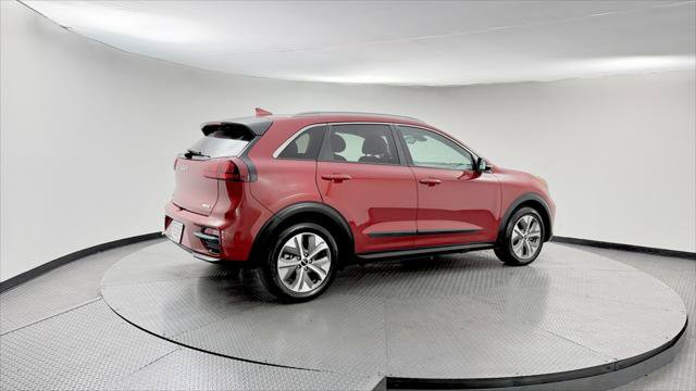 Used 2022 Kia Niro EX w/ Cold Weather Package FWD image 8