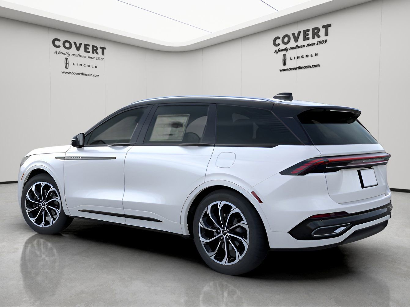 New 2026 Lincoln Nautilus Reserve AWD/4WD image 2