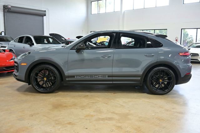 Used 2022 Porsche Cayenne Turbo GT AWD/4WD image 5