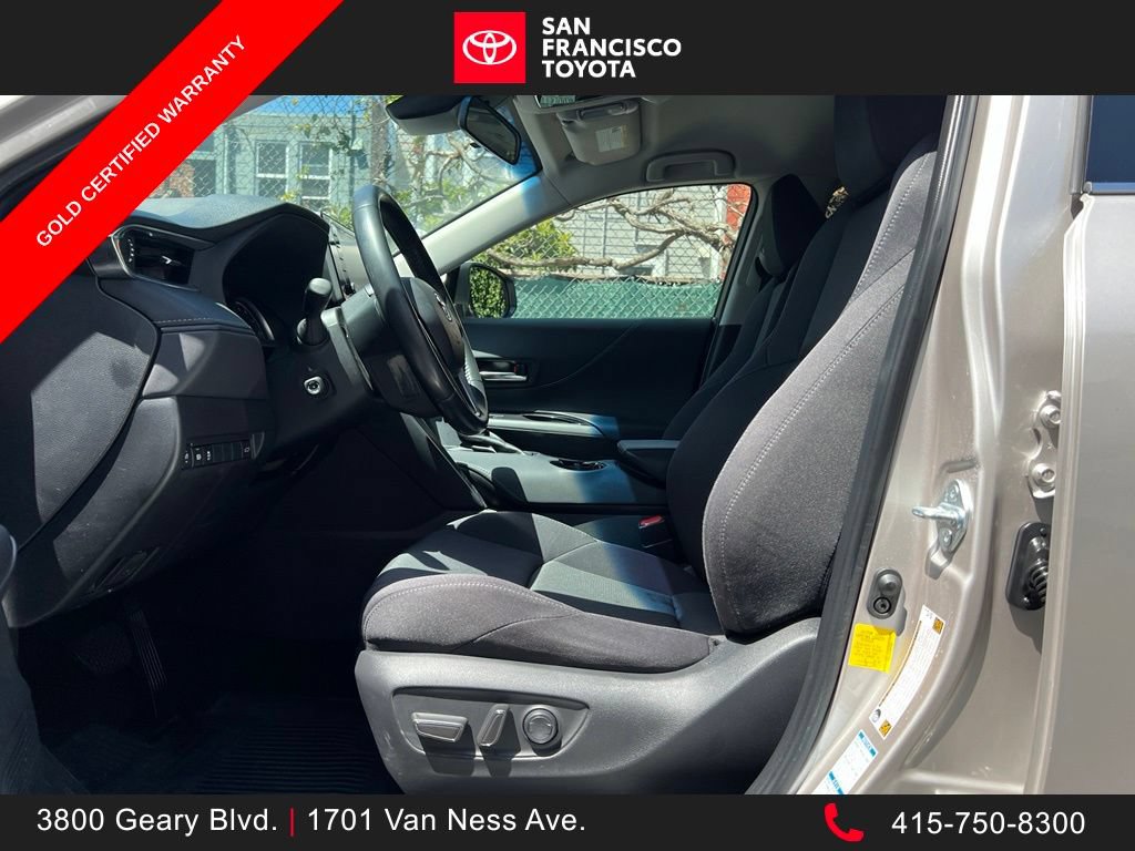 Certified 2021 Toyota Venza LE AWD/4WD image 11
