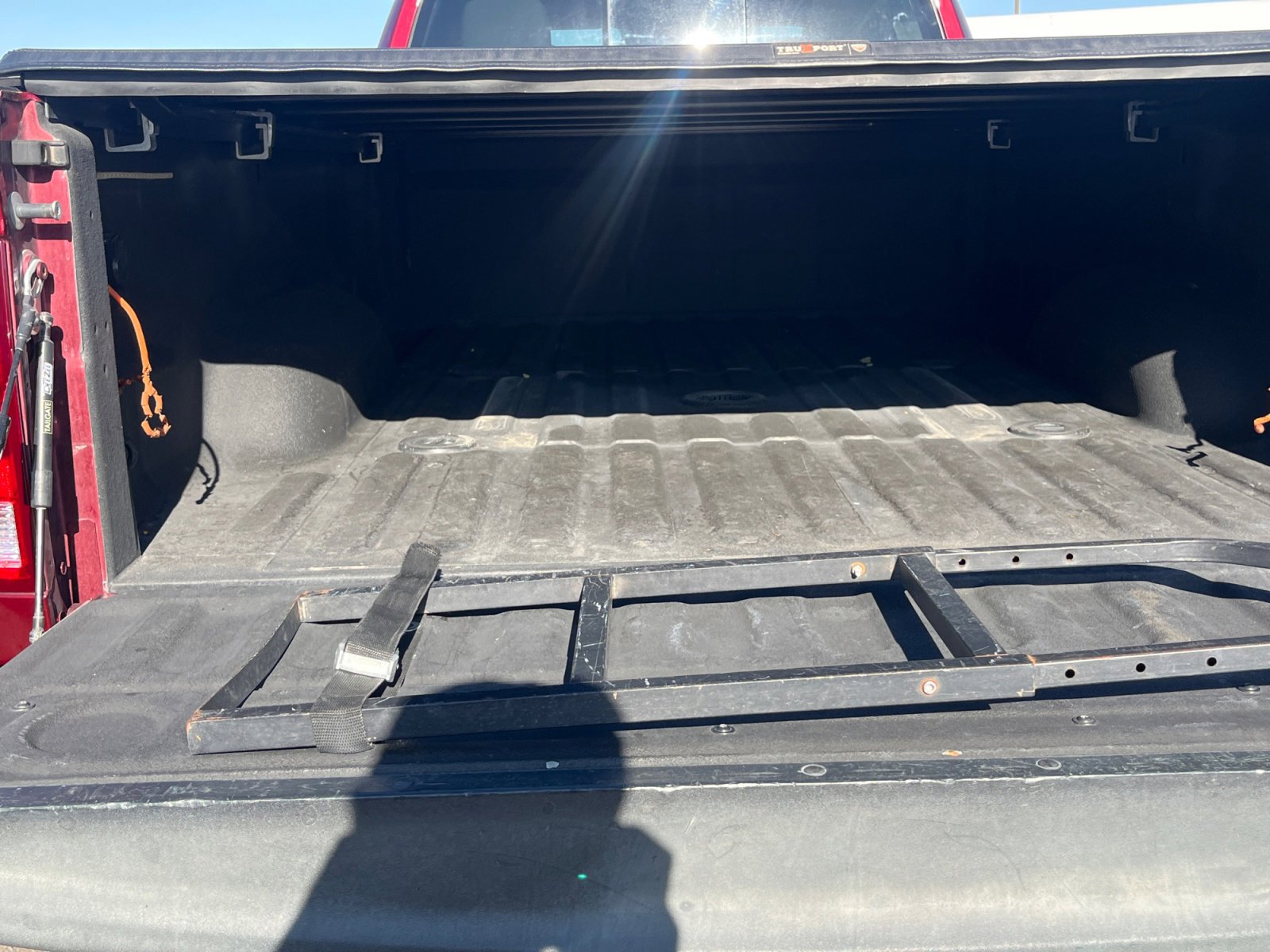 Used 2017 RAM 3500 SLT AWD/4WD image 16