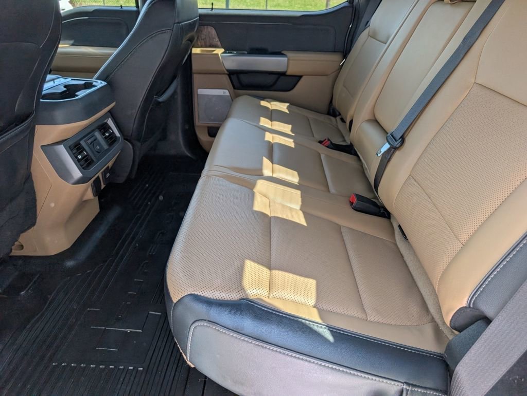 Used 2024 Ford F350 Lariat w/ Lariat Ultimate Package image 23