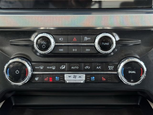 Used 2025 Ford F350 Platinum w/ Platinum Plus Package AWD/4WD image 18