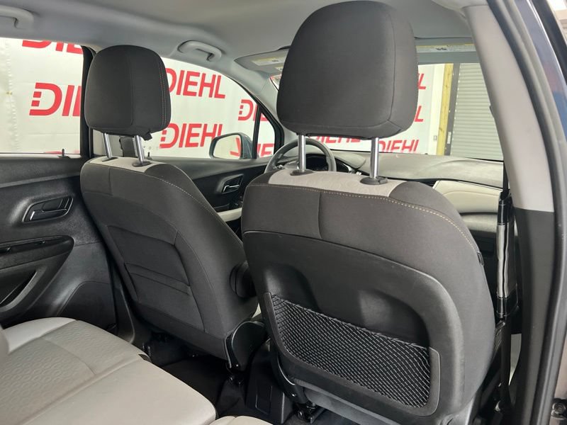 Used 2019 Chevrolet Trax LS FWD image 11