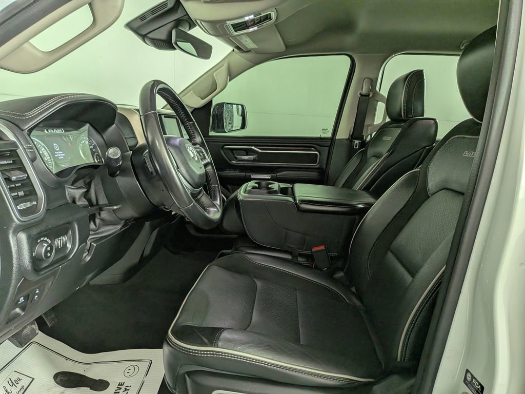 Used 2022 RAM 1500 Laramie AWD/4WD image 15