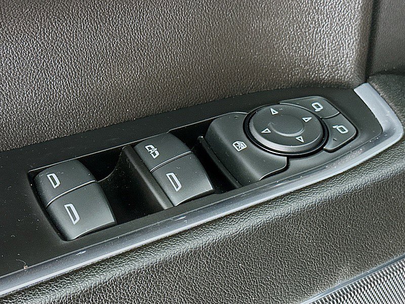 Used 2023 Chevrolet Silverado 1500 LT w/ Z71 Off-Road Package image 17