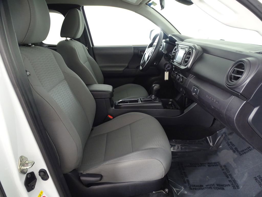 Used 2019 Toyota Tacoma SR w/ SX Package image 14
