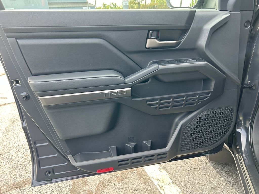 Certified 2025 Toyota Tacoma TRD Sport image 10