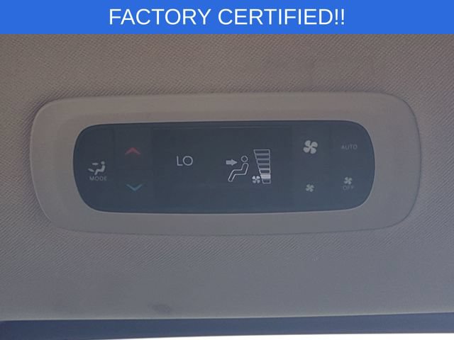 Certified 2024 Chrysler Pacifica Touring-L FWD image 29