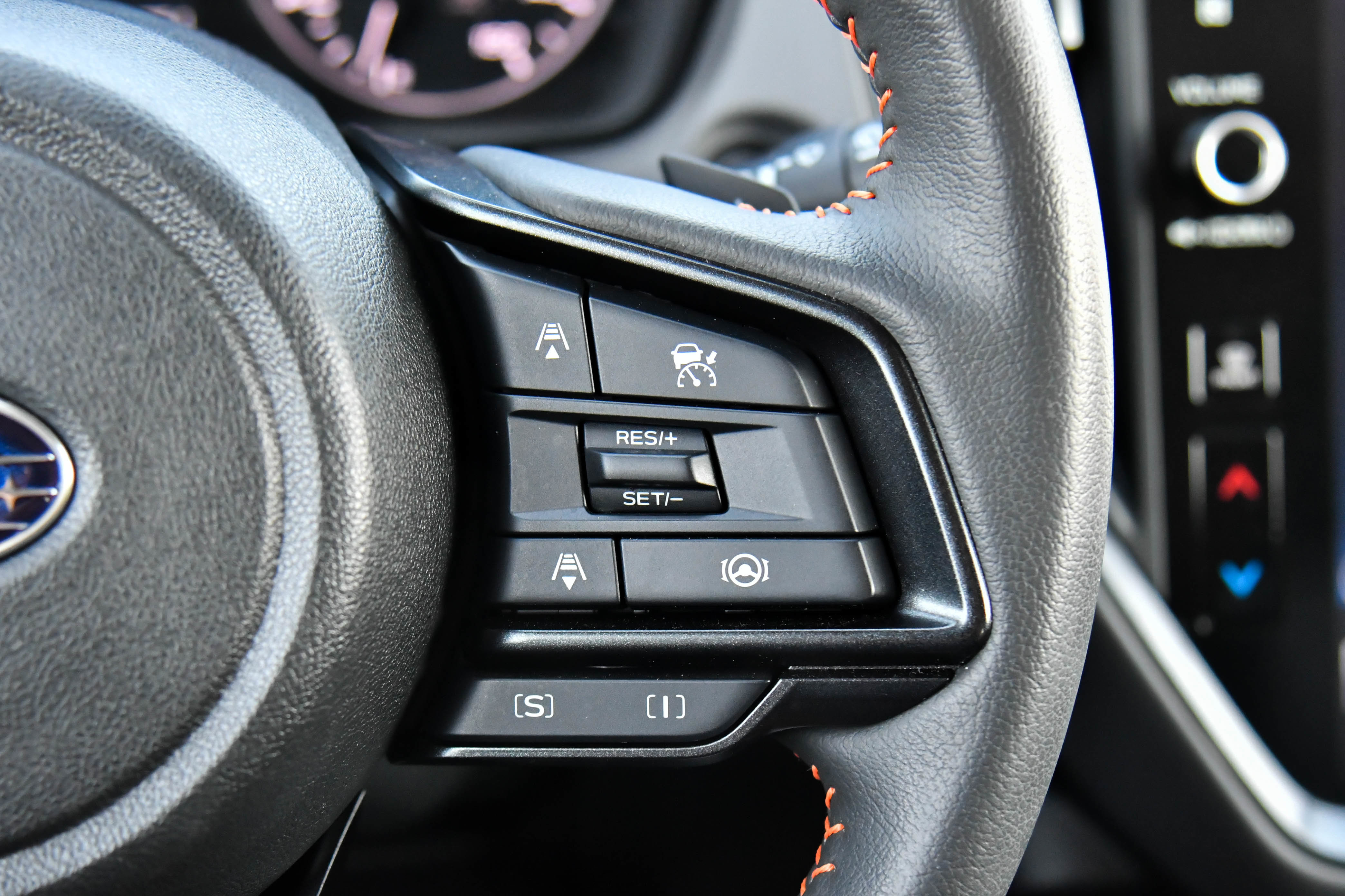 Used 2024 Subaru Crosstrek 2.5i Limited w/ Crosstrek Mirror Package image 31