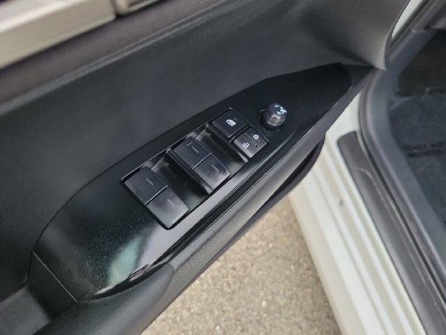 Used 2025 Toyota Camry LE FWD image 13