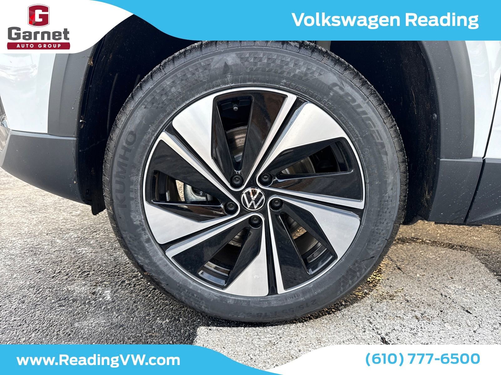 New 2026 Volkswagen Taos SE image 9