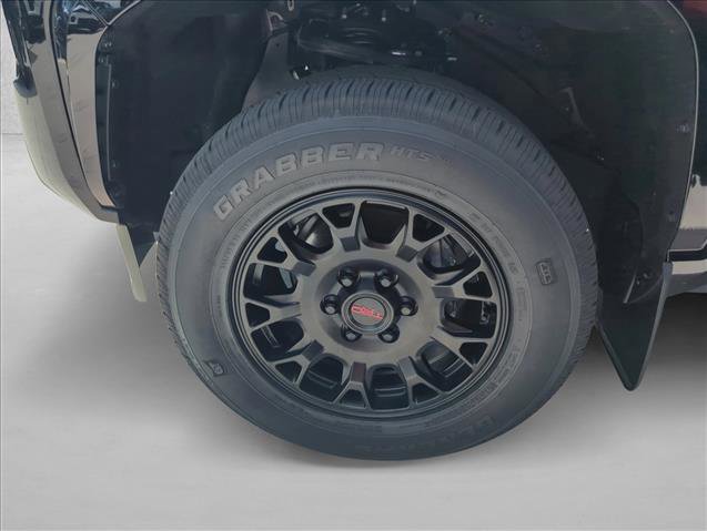 Used 2025 Toyota Tacoma SR5 AWD/4WD image 21