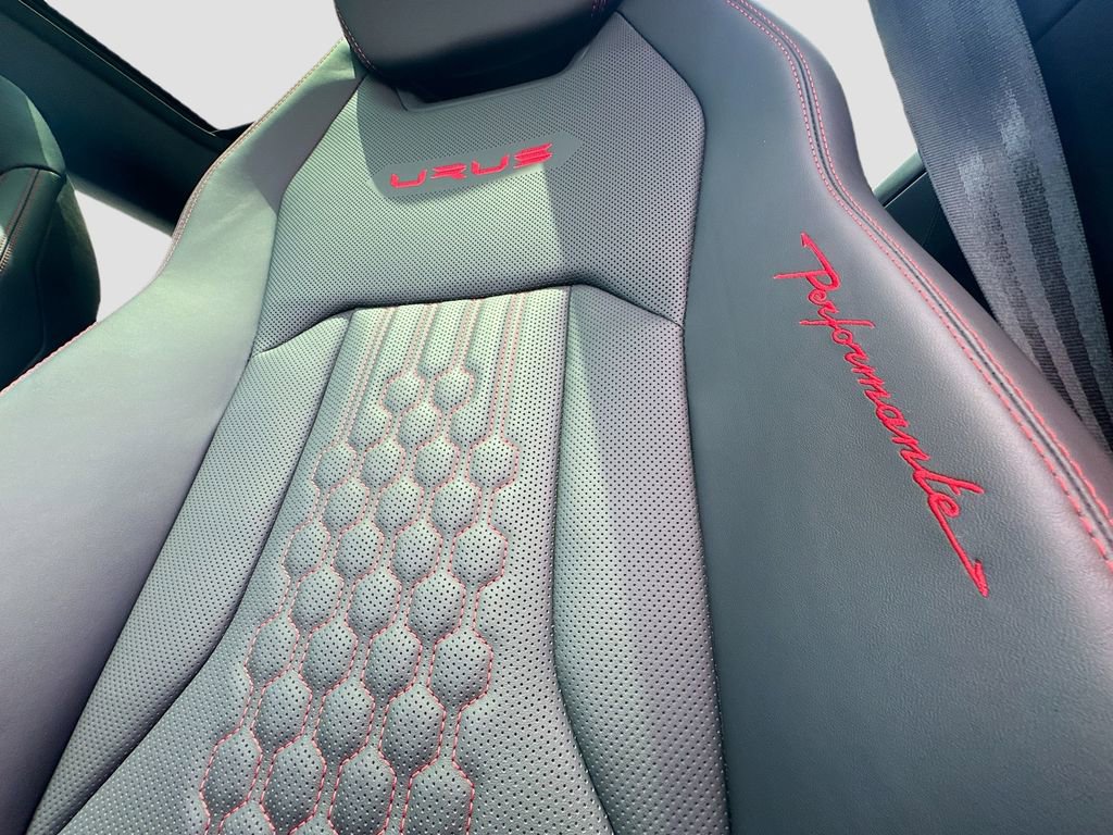 Used 2024 Lamborghini Urus Performante image 46