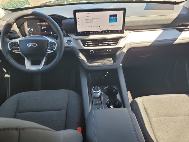 Certified 2026 Ford Explorer Active image 14