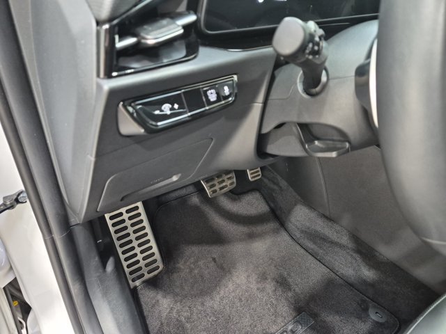 Certified 2024 Kia Niro EX Touring FWD image 31