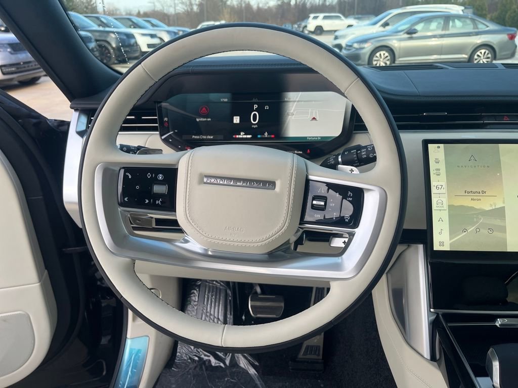 New 2026 Land Rover Range Rover SE image 14