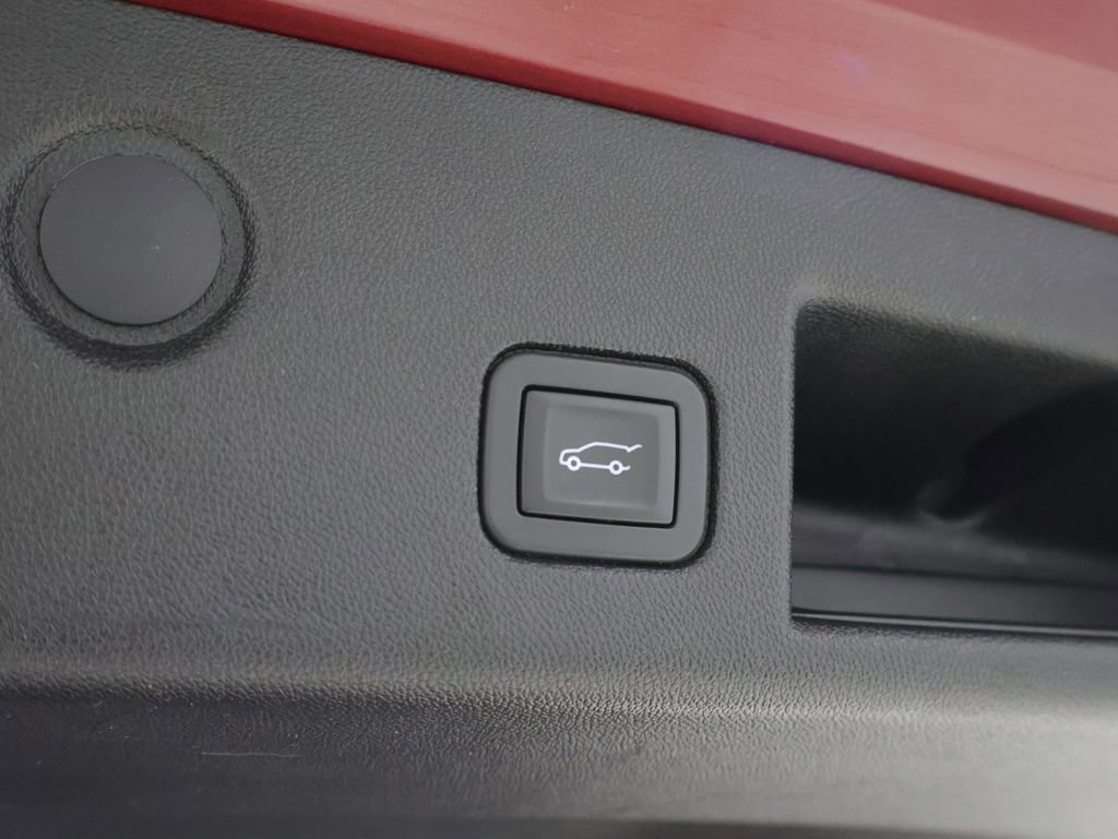 Used 2019 Chevrolet Equinox Premier AWD/4WD image 21
