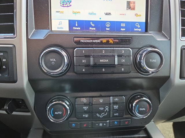 Used 2020 Ford F250 Lariat w/ Tremor Off-Road Package AWD/4WD image 18