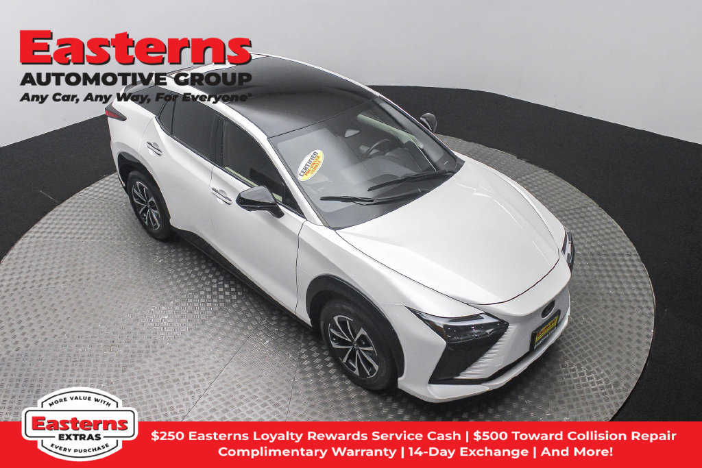 Used 2024 Lexus RZ 300e Premium w/ Accessory Package (Z1) FWD image 4